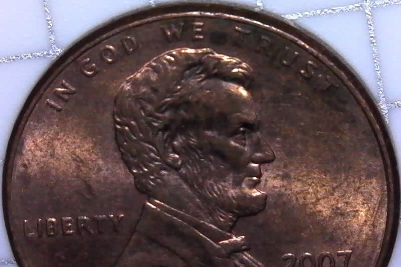 2007-P-Lincoln-Cent-Struck-Through-Wire-Brush-Bristle-Maybe-Or-Thread?